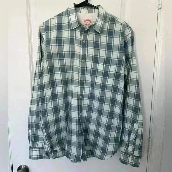Brooks Brothers Long sleeve Button down shirt size Medium - Picture 1 of 6